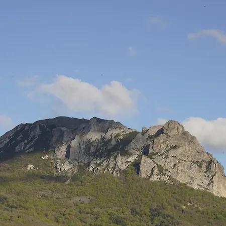 Les Amandiers En Belle Nature Bugarach
